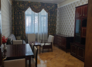 İcarəyə verilir 2 otaqlı 60 m2 köhnə tikili İzmir parkı