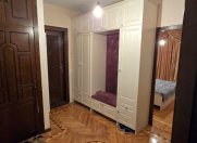 İcarəyə verilir 3 otaqlı 90 m2 köhnə tikili 9 mkr