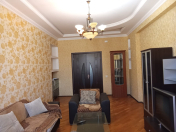 İcarəyə verilir 2 otaqlı 100 m2 yeni tikili Şah İsmayıl Xətai m.