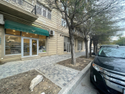 Satılır 3 otaqlı 201 m2 obyekt Elmlər Akademiyası m.