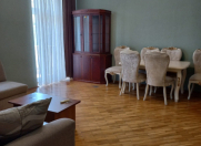 İcarəyə verilir 3 otaqlı 80 m2 köhnə tikili Səbail r.