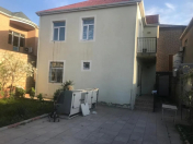 Satılır 5 otaqlı 117000 m2 həyət evi Azadlıq prospekti m.