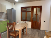 İcarəyə verilir 1 otaqlı 40 m2 köhnə tikili ATV telekanalı