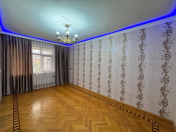 Satılır 3 otaqlı 80 m2 köhnə tikili 7 mkr