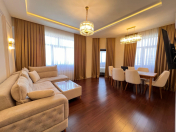 İcarəyə verilir 2 otaqlı 94 m2 yeni tikili Xətai r.