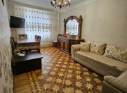 İcarəyə verilir 3 otaqlı 100 m2 köhnə tikili Elmlər Akademiyası m.