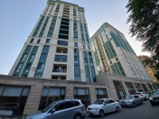 Satılır 4 otaqlı 177 m2 yeni tikili Nəriman Nərimanov m.