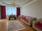 İcarəyə verilir 2 otaqlı 100 m2 yeni tikili Bakı Dövlət Universiteti