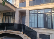Satılır 6 otaqlı 350 m2 villa Badamdar