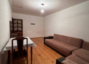 İcarəyə verilir 3 otaqlı 80 m2 köhnə tikili 9 mkr