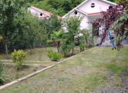 İcarəyə verilir 4 otaqlı 90 m2 həyət evi Qax