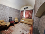 İcarəyə verilir 2 otaqlı 55 m2 köhnə tikili Sahil m.