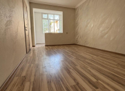 Satılır 2 otaqlı 45 m2 köhnə tikili Memar Əcəmi m.