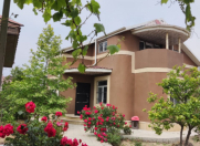 Satılır 5 otaqlı 150 m2 bağ evi Buzovna