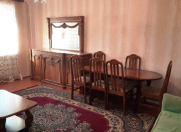 Satılır 4 otaqlı 120 m2 köhnə tikili Gənclik m.