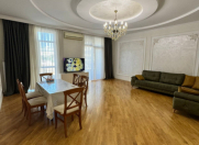 Satılır 3 otaqlı 145 m2 yeni tikili Gənclik m.