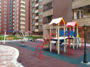 Satılır 4 otaqlı 250 m2 yeni tikili 28 May m.