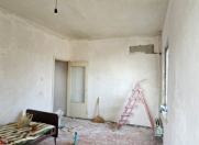 Satılır 1 otaqlı 41 m2 köhnə tikili Əhmədli m.