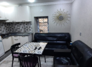 Satılır 3 otaqlı 45 m2 köhnə tikili İçəri Şəhər m.