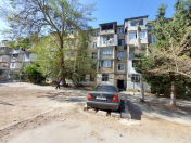 Satılır 3 otaqlı 60 m2 köhnə tikili Neftçilər m.
