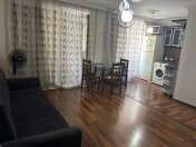 Satılır 1 otaqlı 40 m2 köhnə tikili Gənclik m.