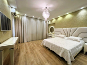 Satılır 3 otaqlı 160 m2 yeni tikili Gənclik m.