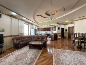 Satılır 4 otaqlı 170 m2 yeni tikili Nərimanov r.