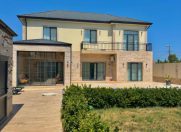 Satılır 5 otaqlı 220 m2 bağ evi Şüvəlan