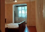 Satılır 2 otaqlı 70 m2 köhnə tikili Bakıxanov