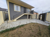 Satılır 3 otaqlı 145 m2 həyət evi Binə