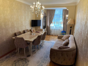 Satılır 3 otaqlı 90 m2 köhnə tikili Neftçilər m.