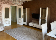 İcarəyə verilir 3 otaqlı 145 m2 yeni tikili Şah İsmayıl Xətai m.