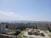 Satılır 4 otaqlı 126 m2 yeni tikili Həzi Aslanov m.