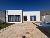 Satılır 4 otaqlı 191 m2 həyət evi Şüvəlan