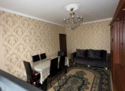 Satılır 2 otaqlı 70 m2 köhnə tikili Əhmədli m.