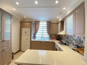 İcarəyə verilir 3 otaqlı 109 m2 yeni tikili İnşaatçılar m.