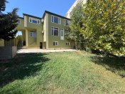 İcarəyə verilir 6 otaqlı 210 m2 villa Badamdar