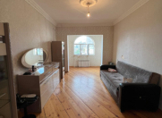 Satılır 2 otaqlı 70 m2 köhnə tikili Həzi Aslanov m.