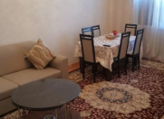 İcarəyə verilir 3 otaqlı 70 m2 köhnə tikili Nizami m.