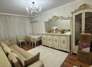 Satılır 3 otaqlı 80 m2 köhnə tikili Həzi Aslanov m.