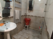 Satılır 2 otaqlı 65 m2 köhnə tikili Zabrat 1