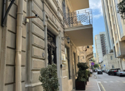 İcarəyə verilir 1 otaqlı 136 m2 ofis Fəvvarələr meydanı