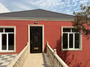 Satılır 4 otaqlı 135 m2 həyət evi Saray