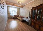 Satılır 3 otaqlı 95 m2 yeni tikili 28 May m.