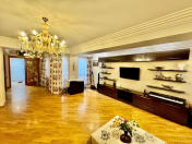 İcarəyə verilir 3 otaqlı 80 m2 köhnə tikili 28 May m.