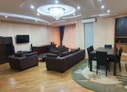 İcarəyə verilir 4 otaqlı 220 m2 yeni tikili Dövlət Statistika Komitəsi