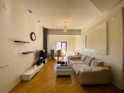 Satılır 4 otaqlı 139 m2 yeni tikili 28 May m.