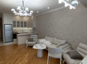 İcarəyə verilir 3 otaqlı 100 m2 yeni tikili Nizami m.