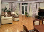 Satılır 7 otaqlı 300 m2 yeni tikili 8 Noyabr m.