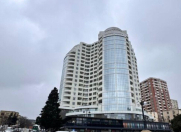 Satılır 5 otaqlı 287 m2 yeni tikili Elmlər Akademiyası m.